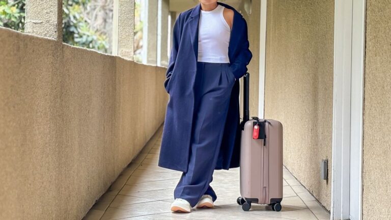 9 Best Travel Outfits for Women in 2025